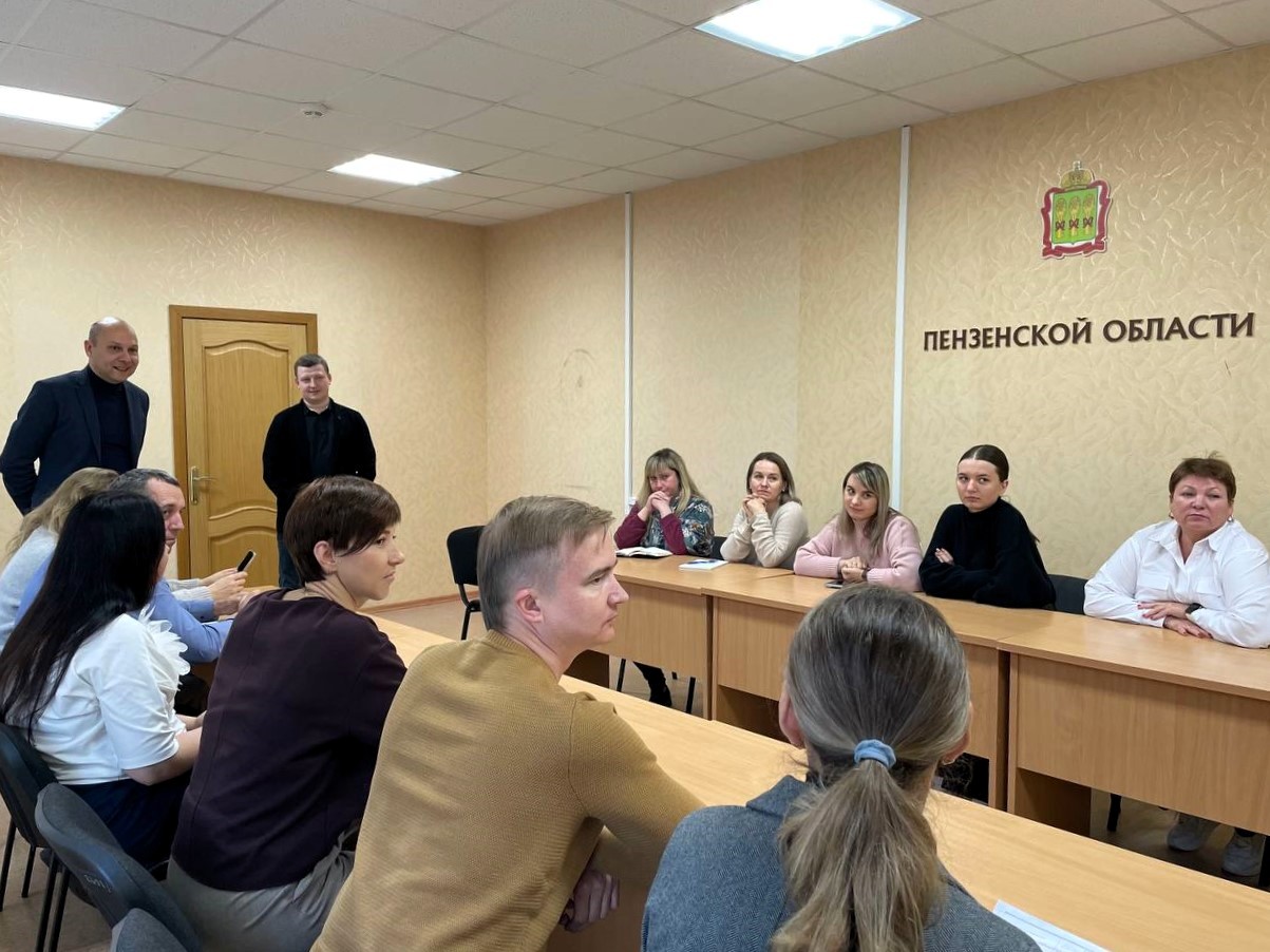 Министр цифрового развития и связи Пензенской области Максим Изосимов стал наставником финалиста регионального проекта «Герои Пенzенского края»