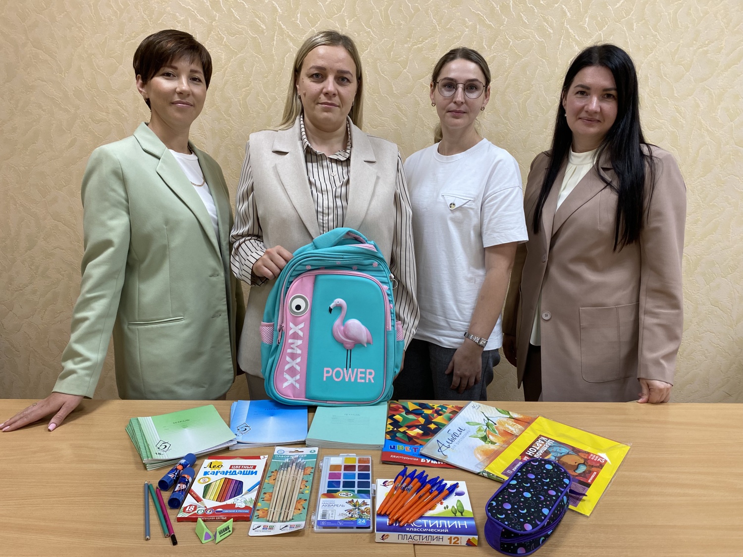 Сотрудники Минцифры Пензенской области приняли участие в акции «Собери ребенка в школу»