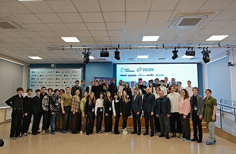 В Центре «Ключевский» состоялась защита проектов участников интенсивной профильной смены «Программирование»